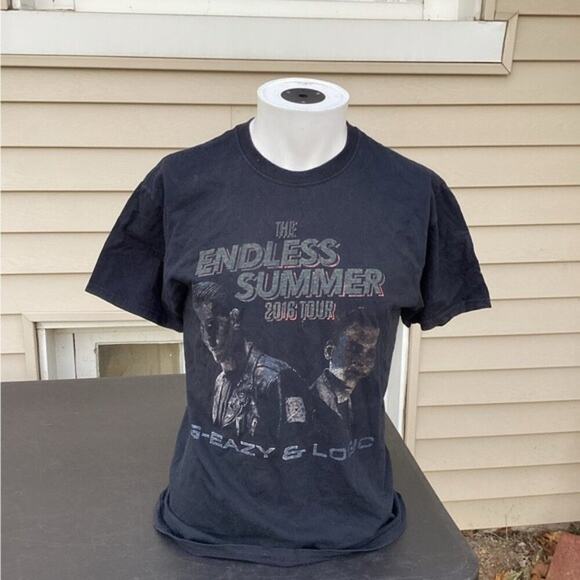 ~The endless summer men’s short sleeve size medium tour, T-shirts - Picture 2 of 4